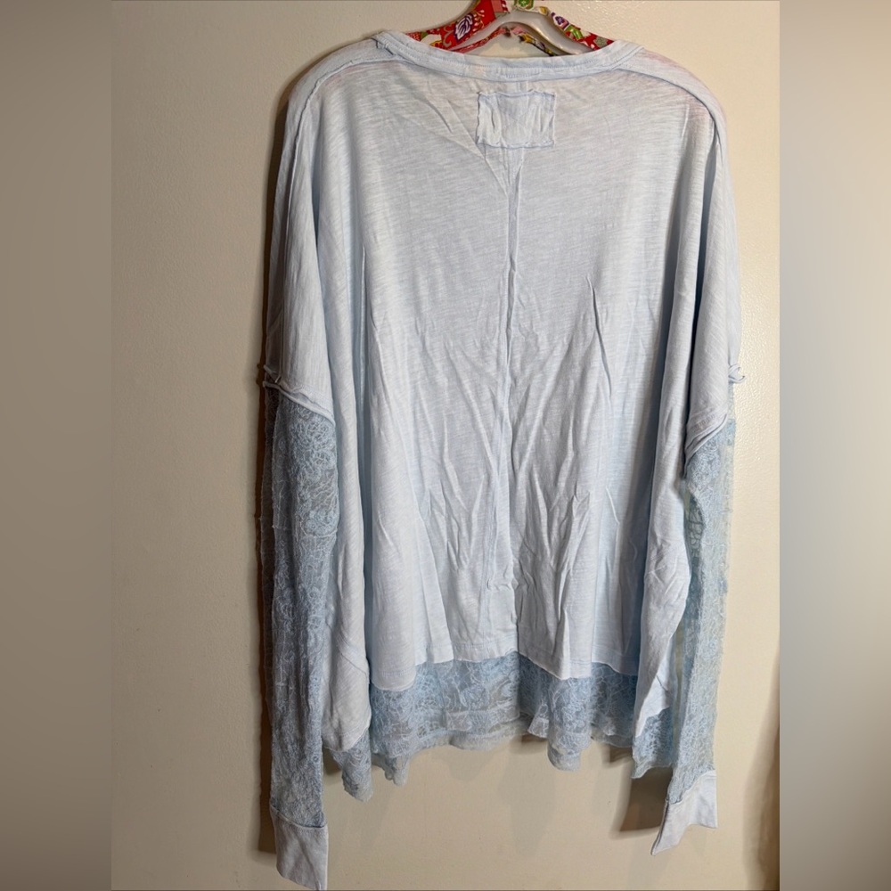 We the Free People Effie Twofer T Shirt Ballad Blue Lace Underlayer Top L - Picture 7 of 7